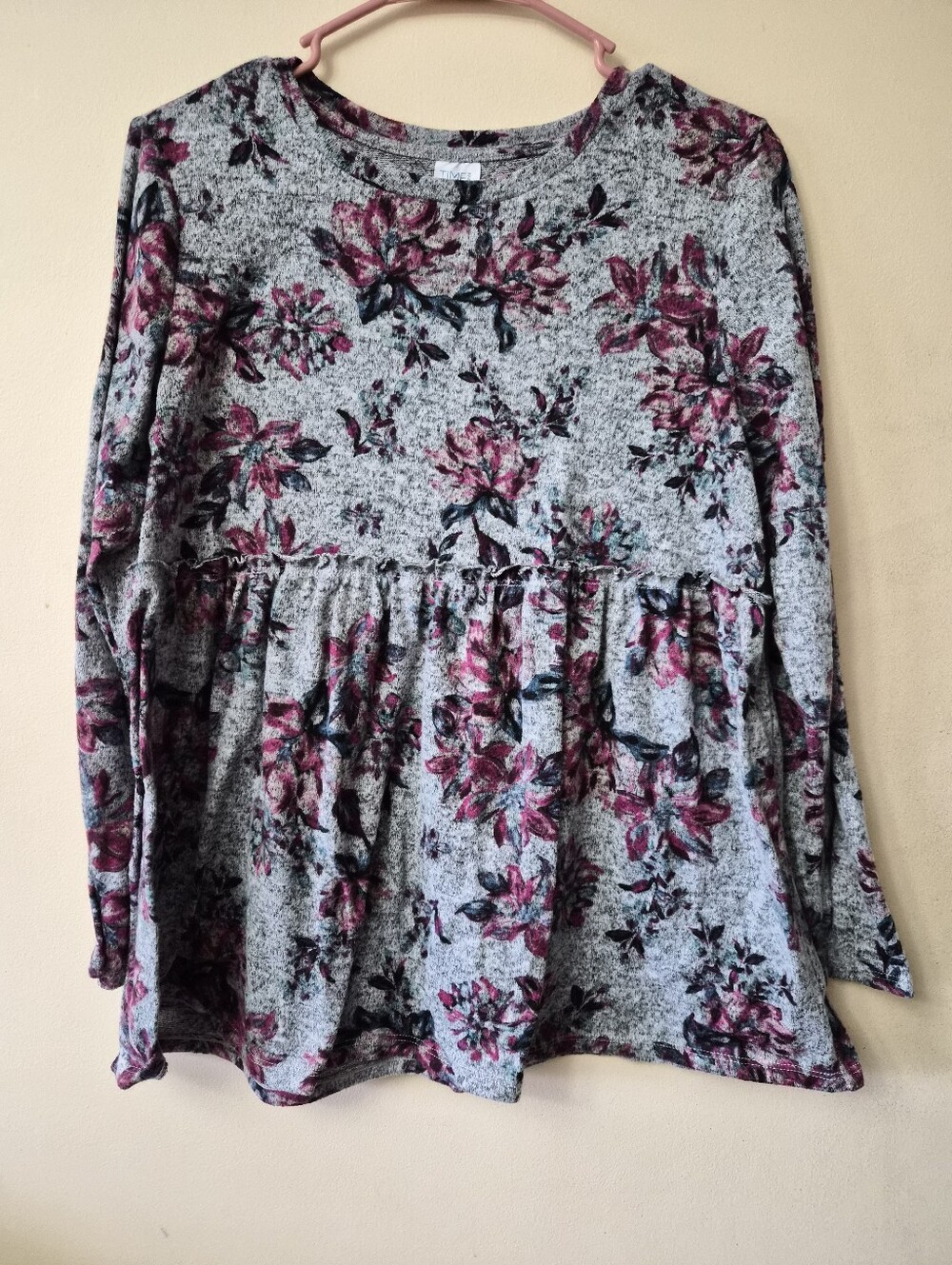 Maternity Woman Clothes Size Small, Mix Seasons And Brands 10 Pcs - Picture 4 of 11